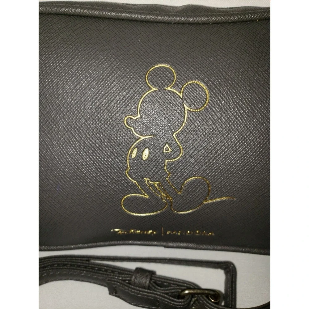 NWOT PANDORA CROSSBODY CLUTCH‎ DISNEY MICKEY MOUSE